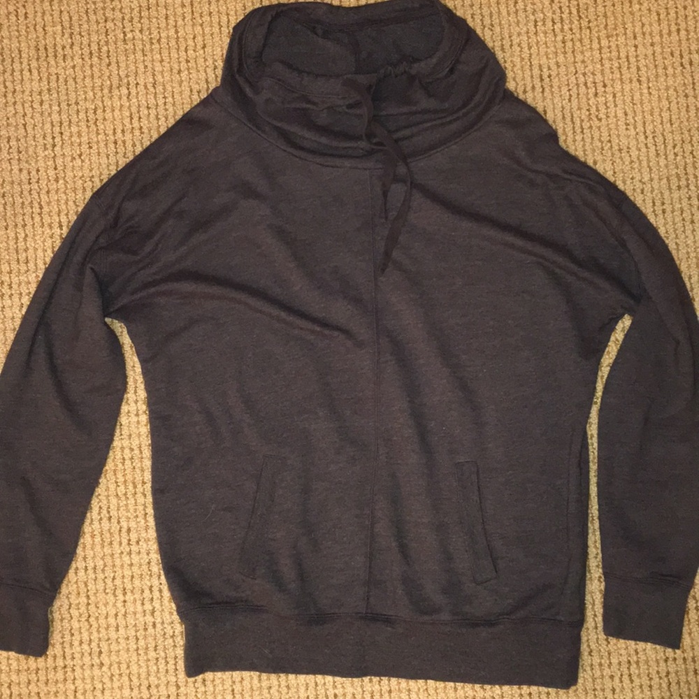 Xersion funnel neck pullover